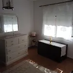 Casa Da Ribeira Em Nyaraló