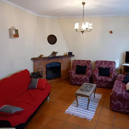 Casa Da Ribeira Em *