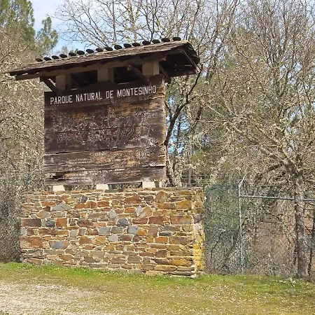 펜션 Casa Da Ribeira Em *