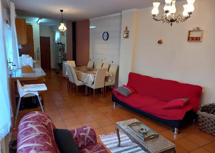 Casa Da Ribeira Em *